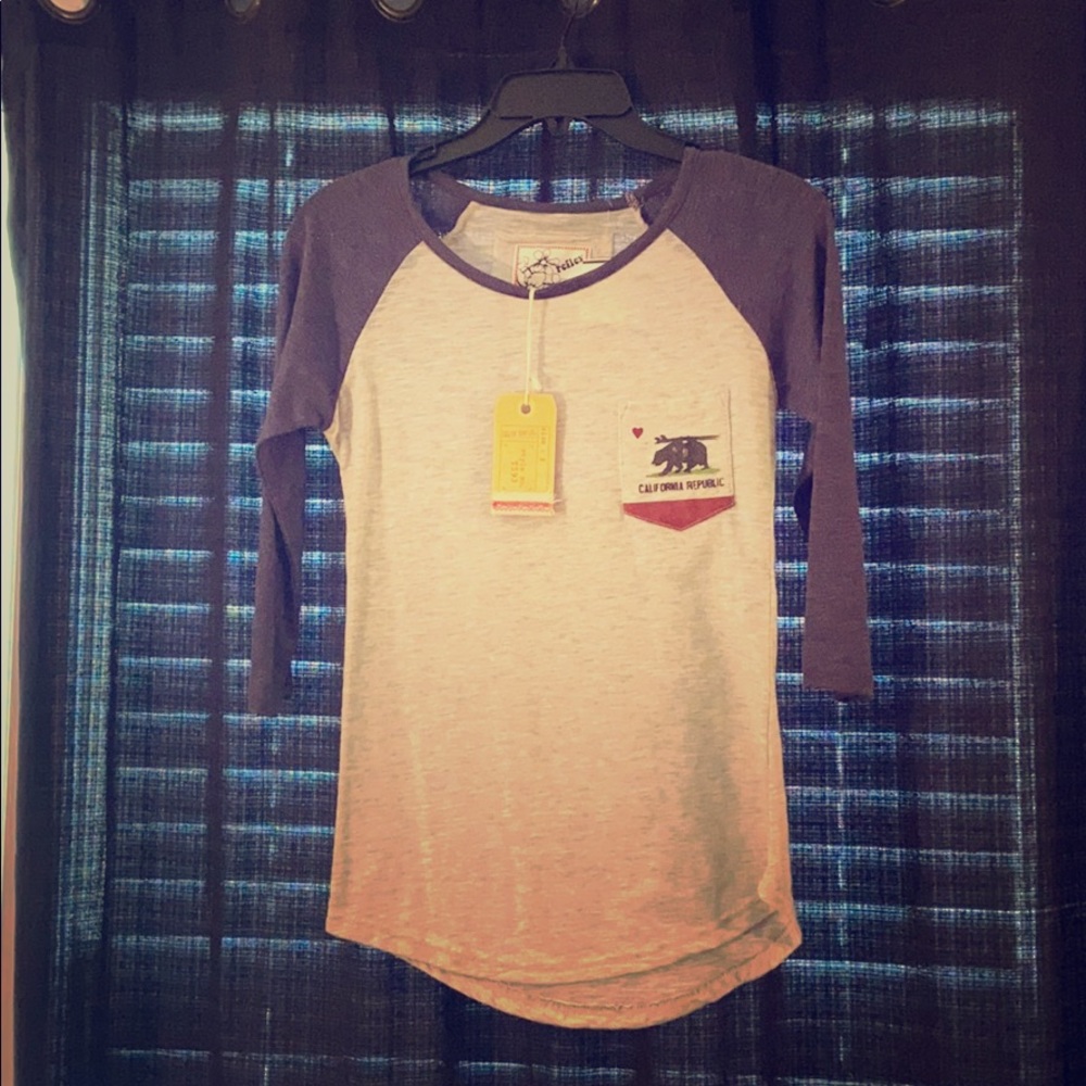 California Republic quarter sleeve shirt